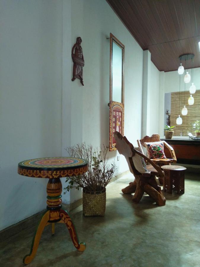 Barefoot Inn Kandy Exteriör bild