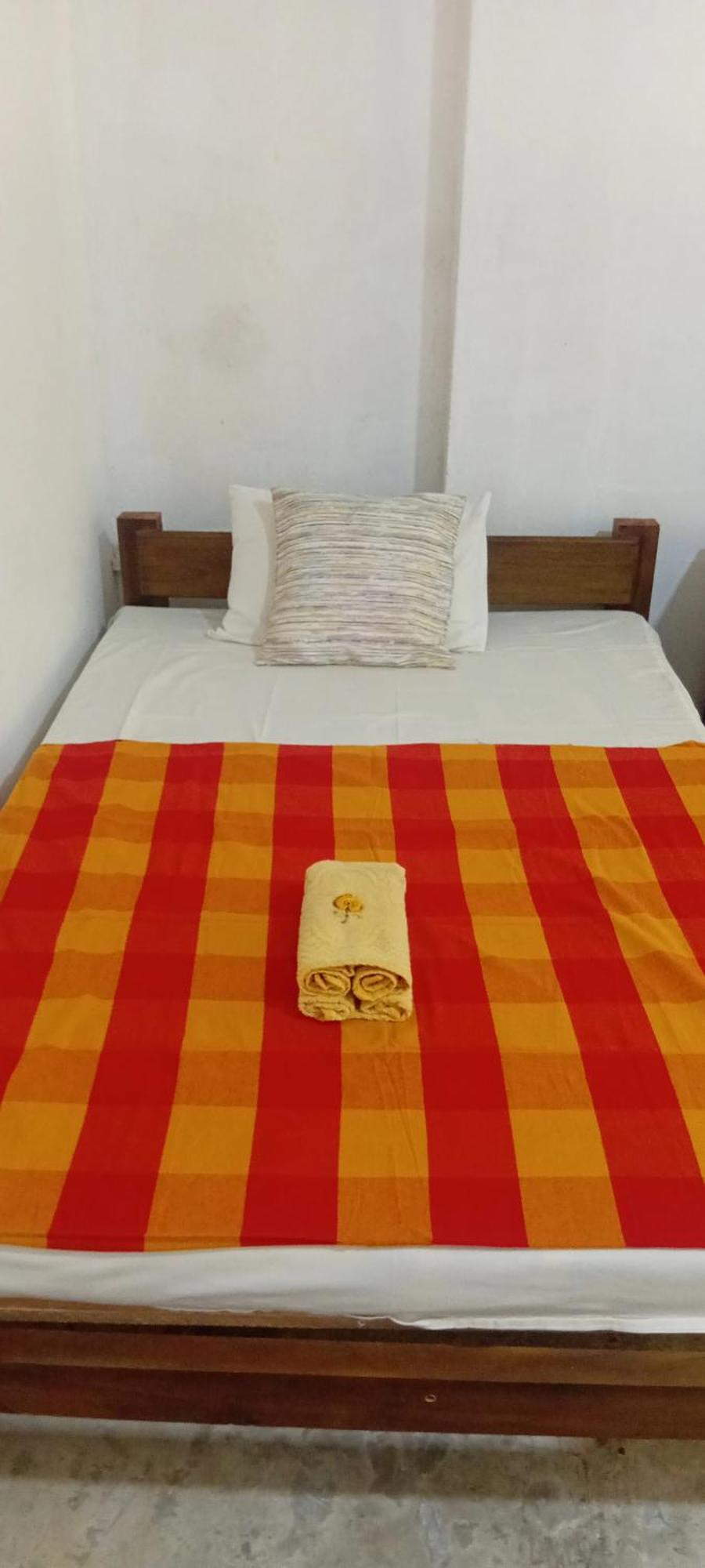 Barefoot Inn Kandy Exteriör bild